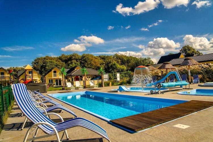 Holiday Resort, אוסטרוני מורסקי מראה חיצוני תמונה