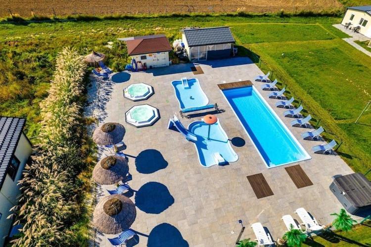 Holiday Resort, אוסטרוני מורסקי מראה חיצוני תמונה