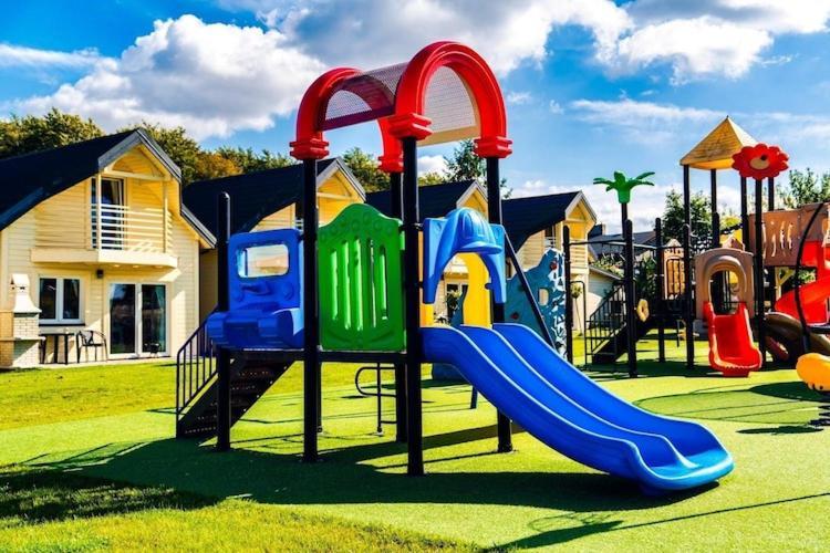 Holiday Resort, אוסטרוני מורסקי מראה חיצוני תמונה