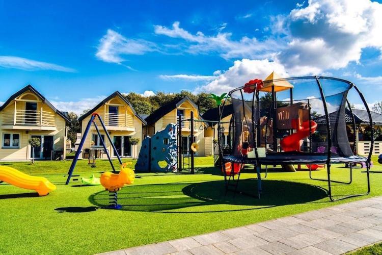 Holiday Resort, אוסטרוני מורסקי מראה חיצוני תמונה