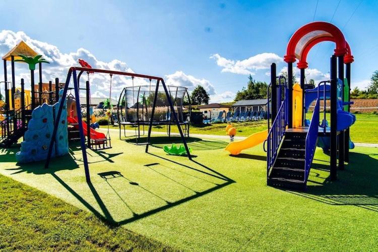 Holiday Resort, אוסטרוני מורסקי מראה חיצוני תמונה